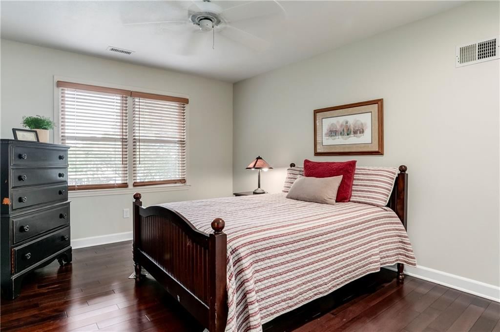 12701 Fontana Street — photo 22
