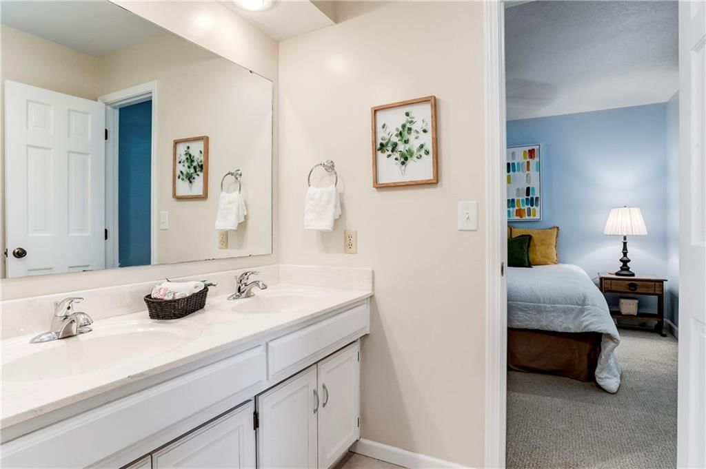 12701 Fontana Street — photo 23