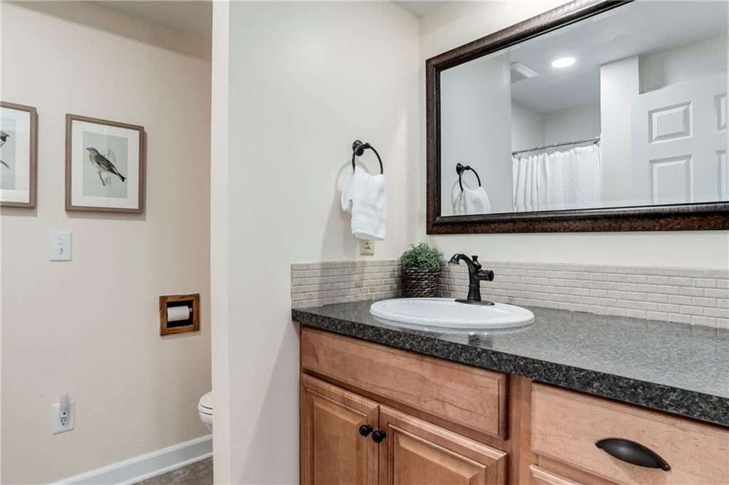 12701 Fontana Street — photo 31