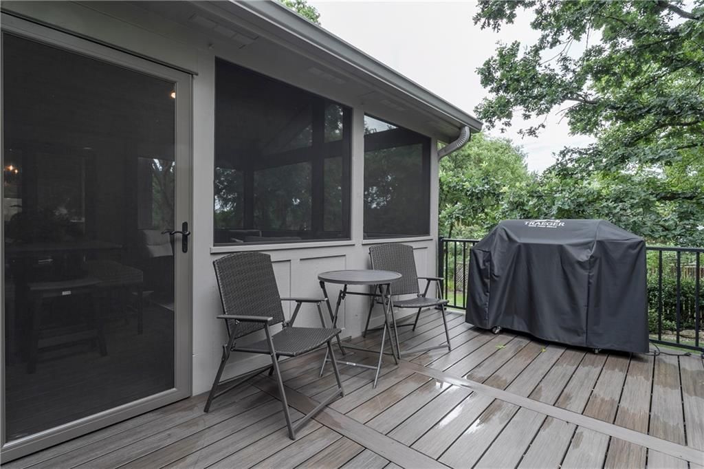 12701 Fontana Street — photo 32