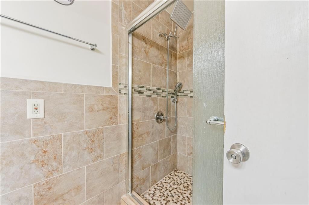 403 NE Station Drive — photo 22
