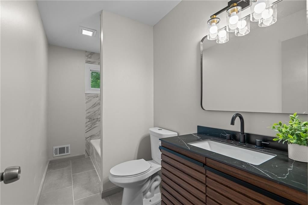 7323 Maywood Avenue — photo 18