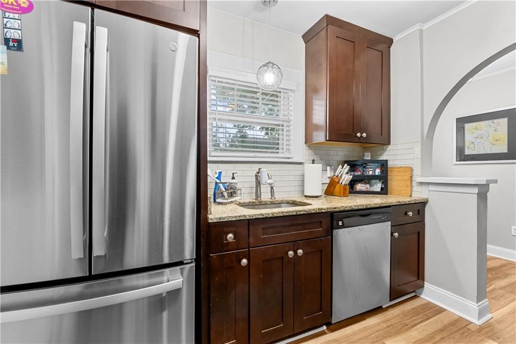 504 W 77th Street — photo 14