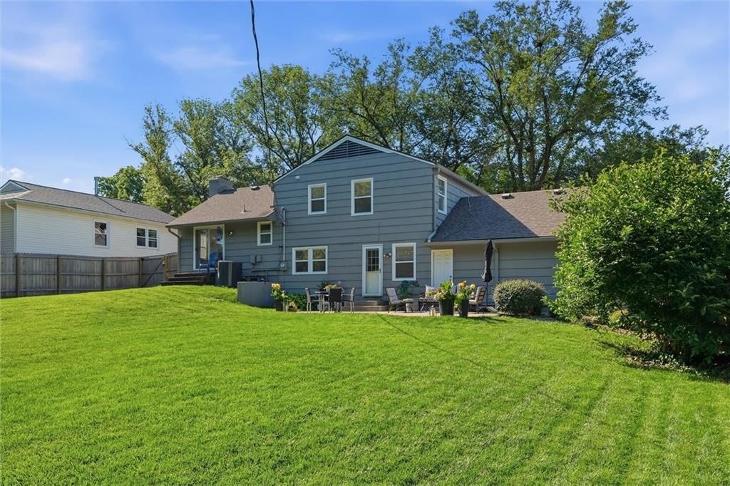 6018 W 85th Terrace — photo 31