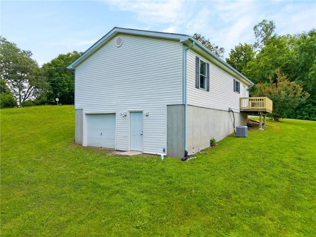 604 W Royle Street — photo 4