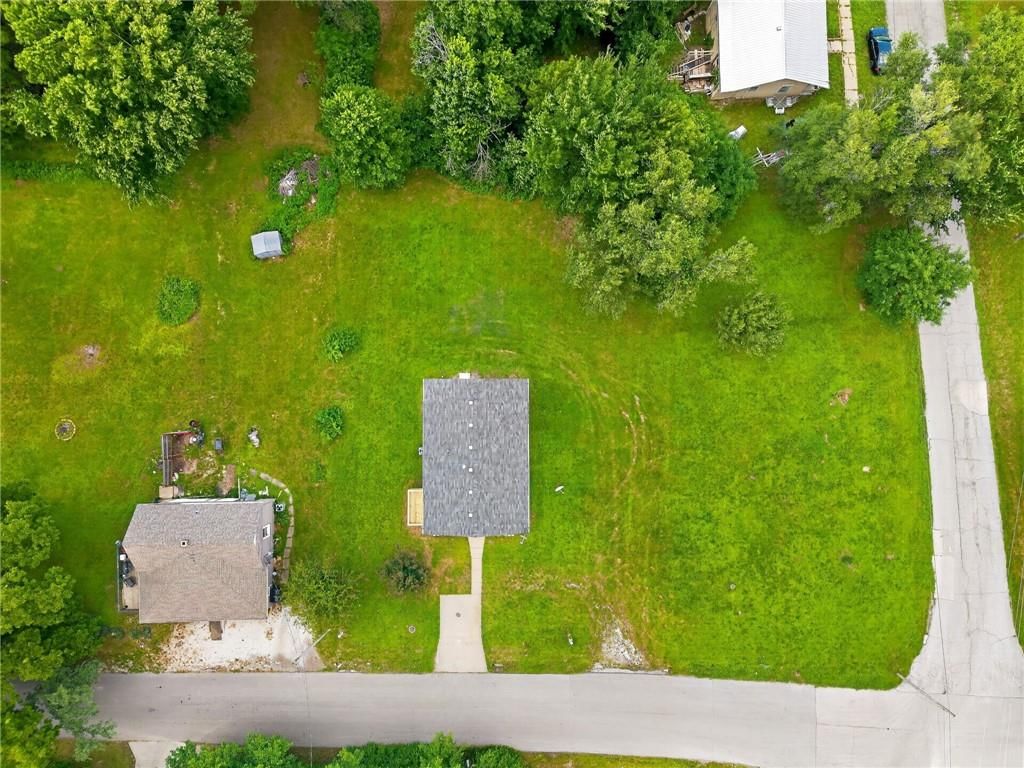 604 W Royle Street — photo 6