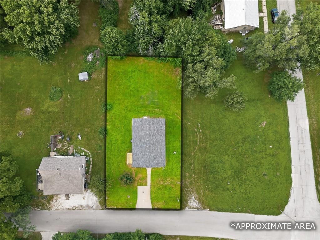 604 W Royle Street — photo 7