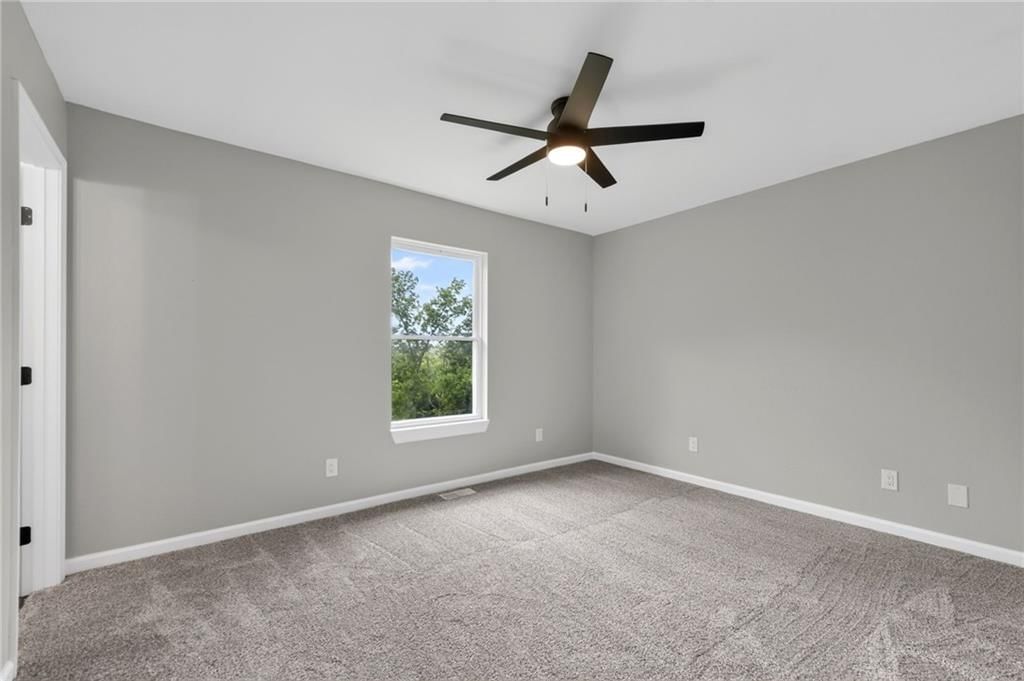 604 W Royle Street — photo 12