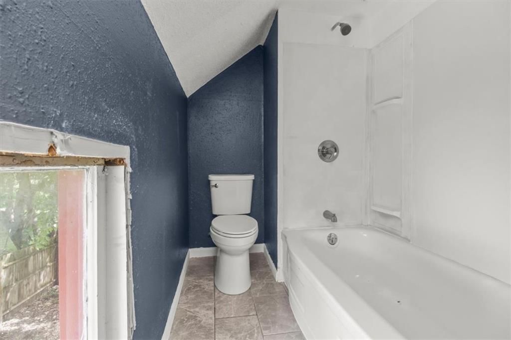1001 S Main Street — photo 16