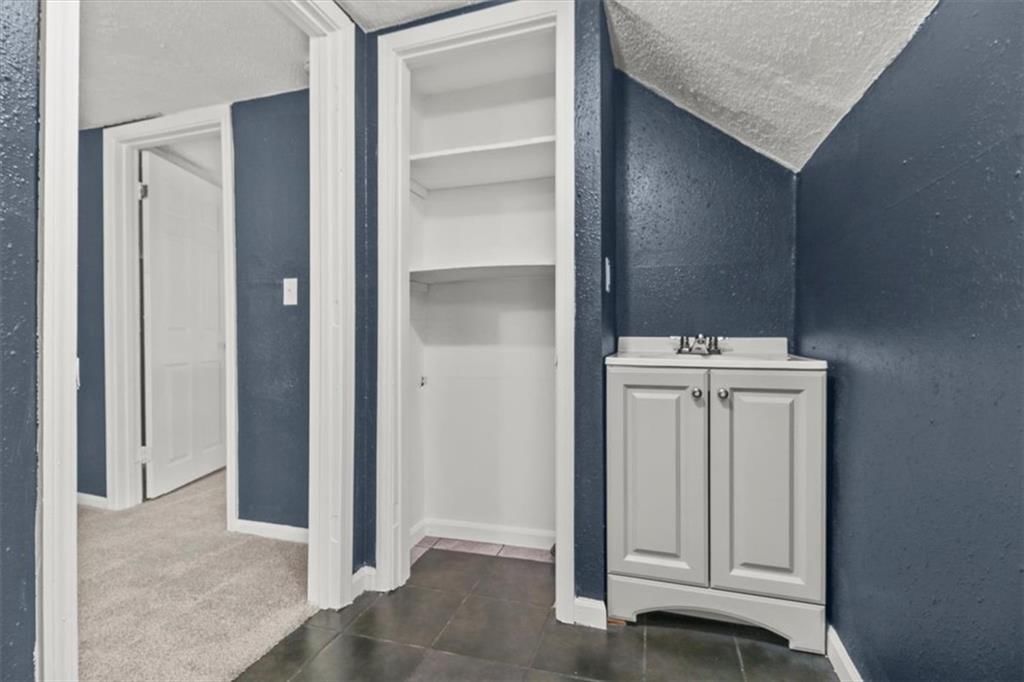 1001 S Main Street — photo 17