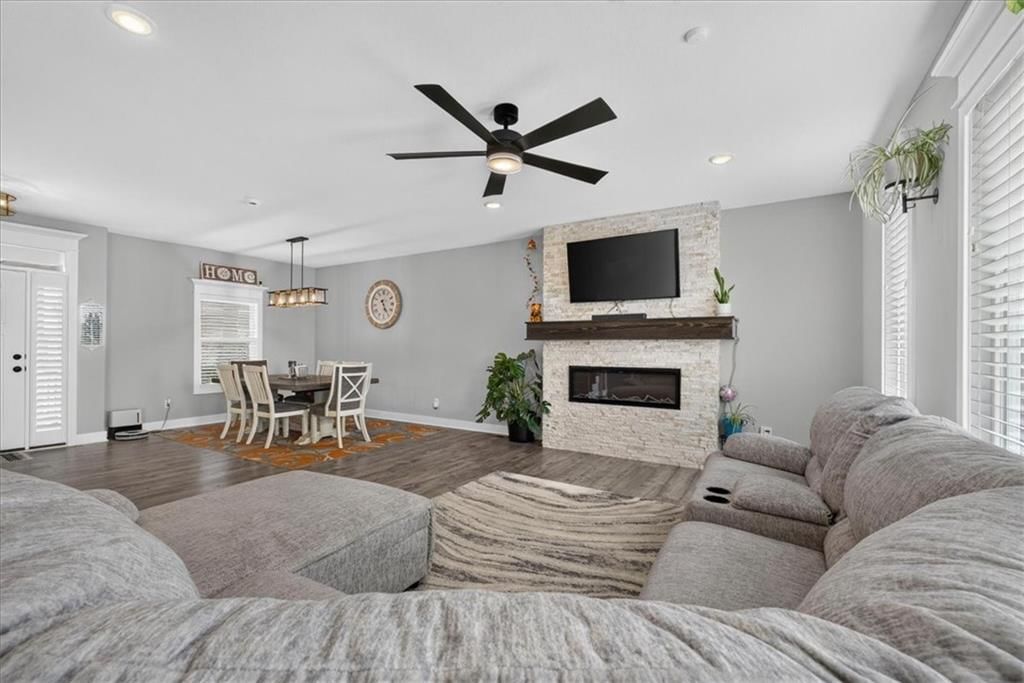 4705 SW 3rd Street — photo 5