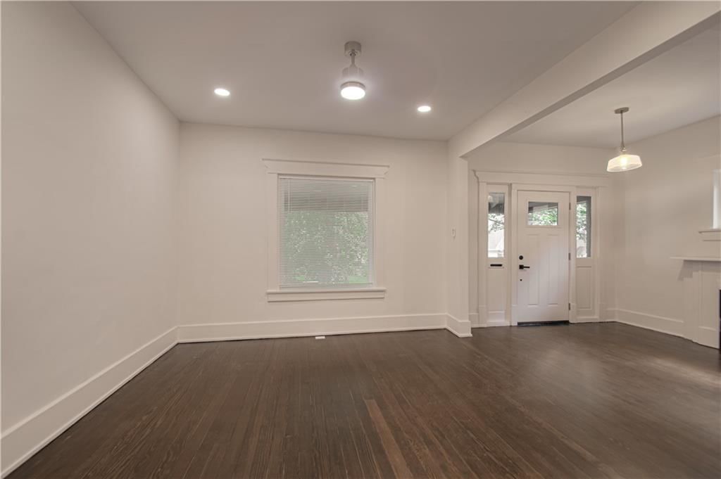 1704 Lake Avenue — photo 7