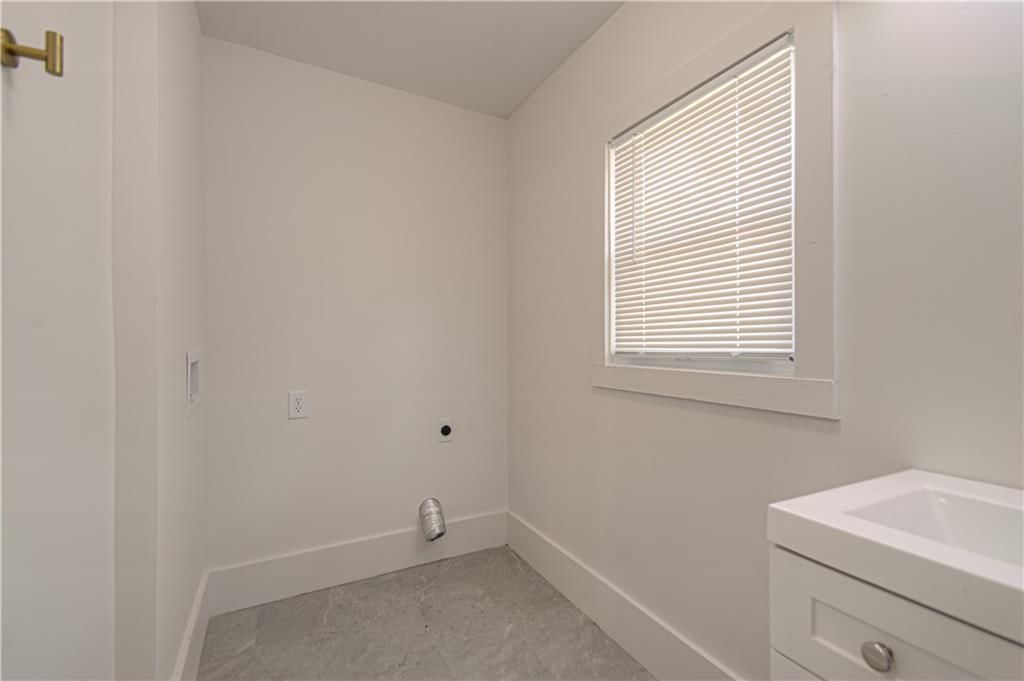 1704 Lake Avenue — photo 17