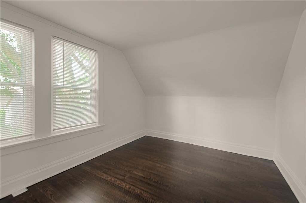 1704 Lake Avenue — photo 23