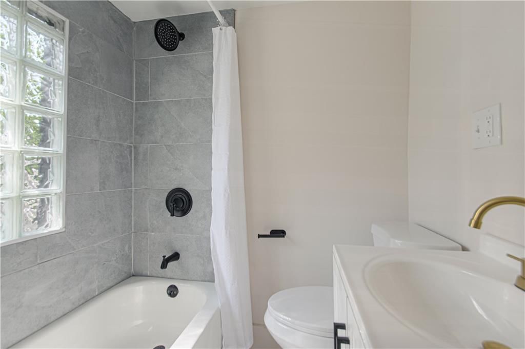 1704 Lake Avenue — photo 25
