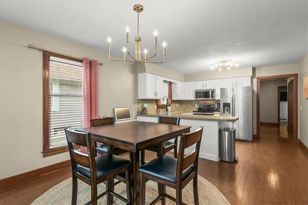 926 E Myrtle Street — photo 11