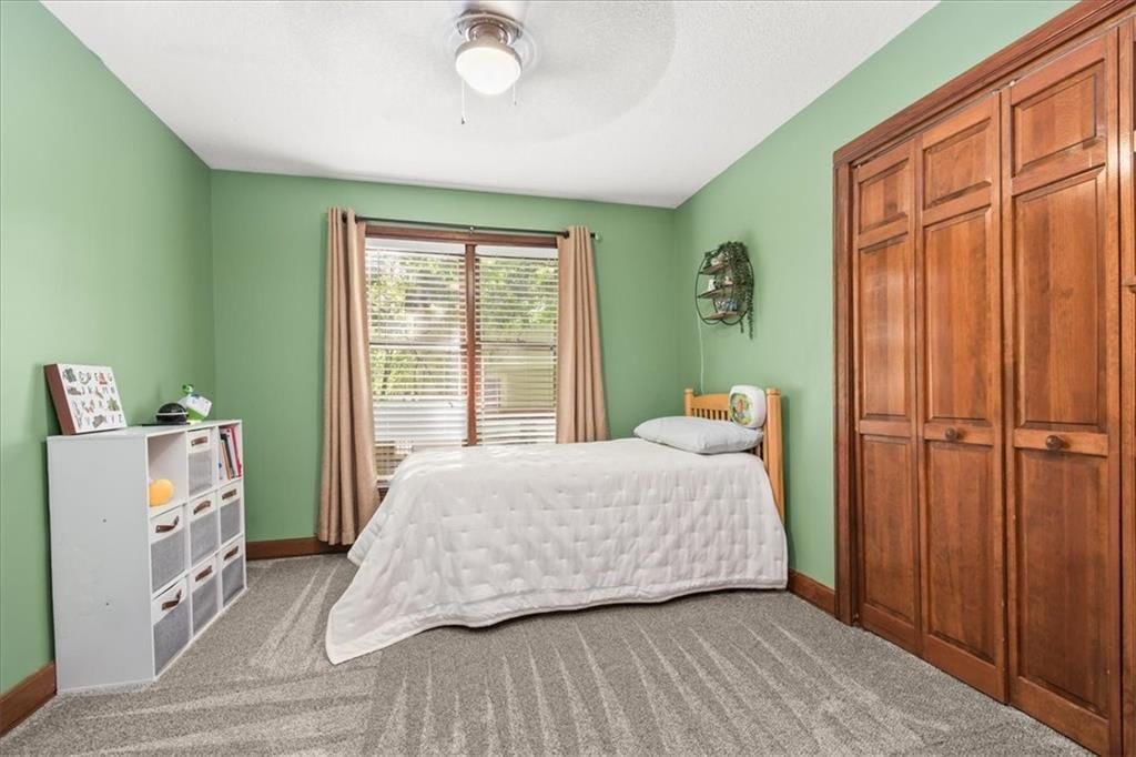 926 E Myrtle Street — photo 21