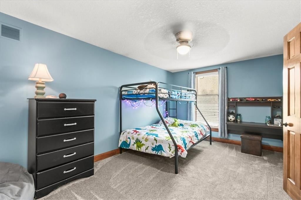 926 E Myrtle Street — photo 24