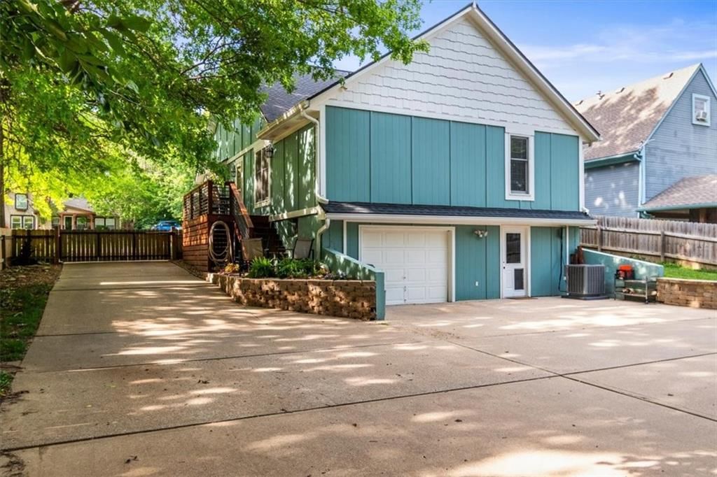926 E Myrtle Street — photo 33