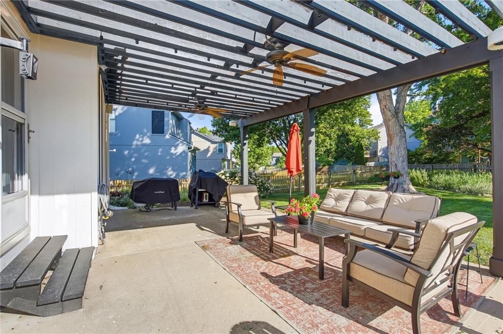 13614 W 129th Terrace — photo 41