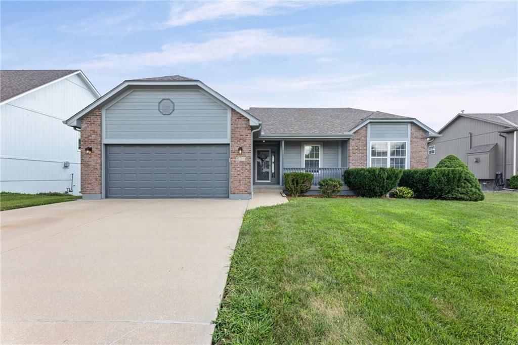 523 Cedar Falls Court — photo 1