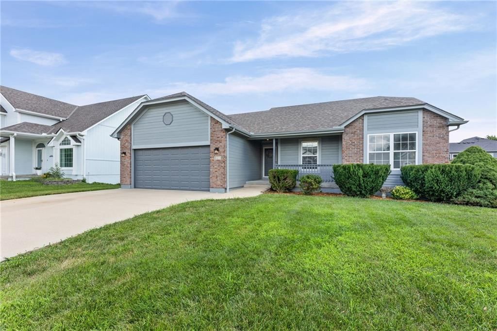 523 Cedar Falls Court — photo 3