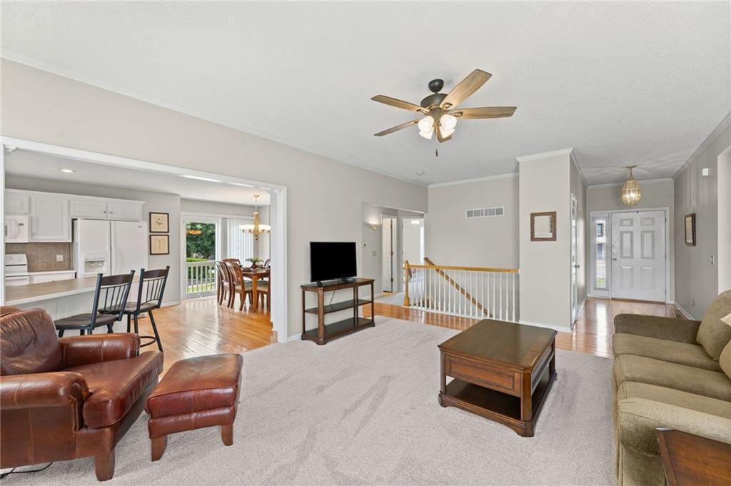 523 Cedar Falls Court — photo 7