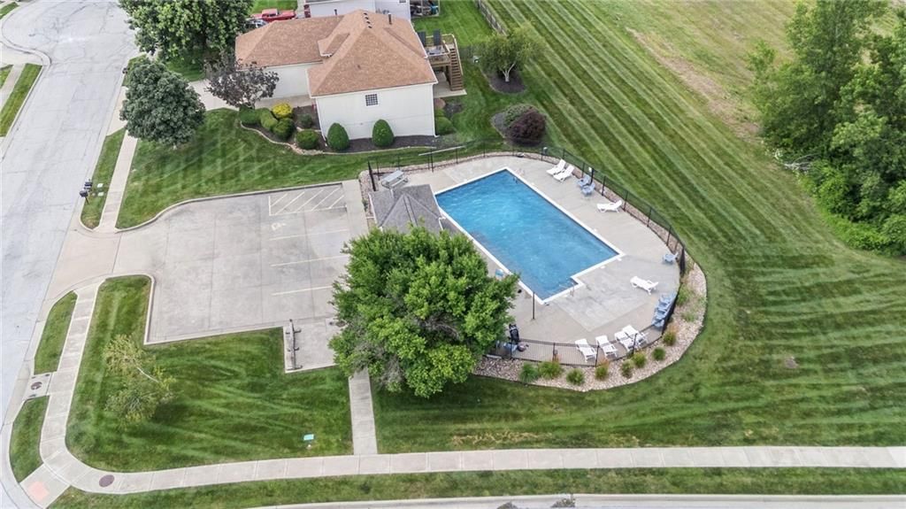 523 Cedar Falls Court — photo 35