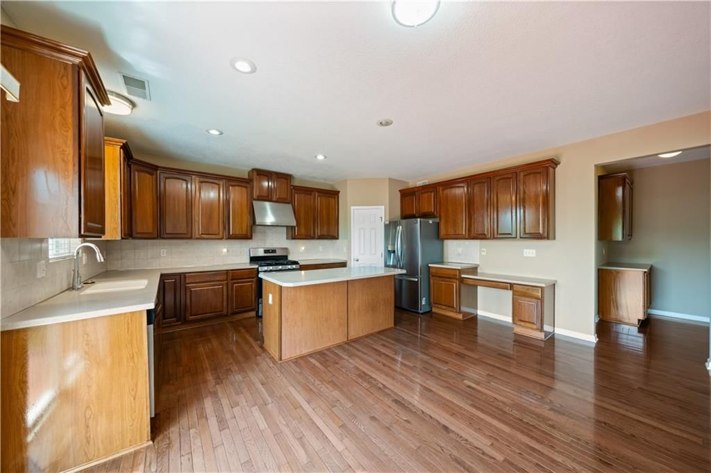 11420 S Freedom Street — photo 8