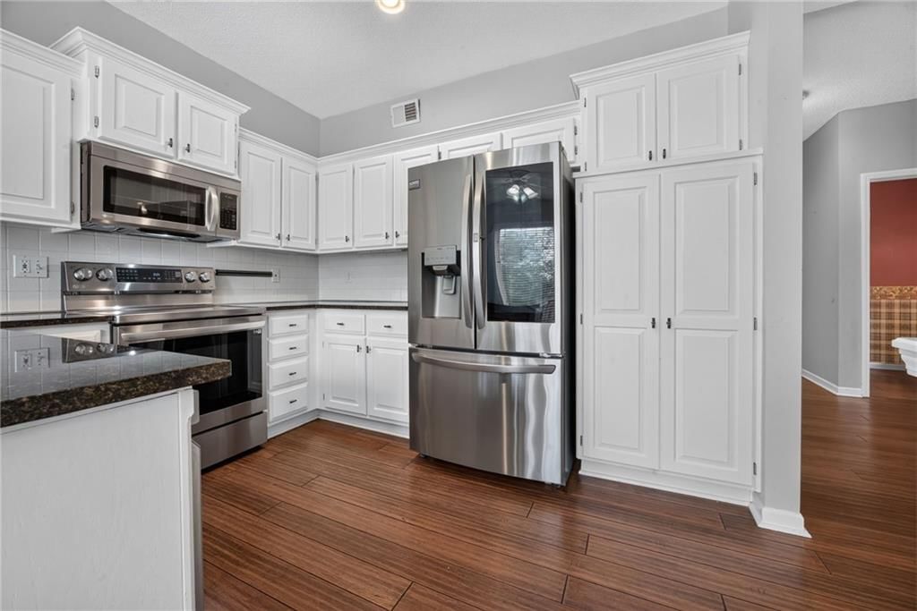 15570 S ALDEN Street — photo 13