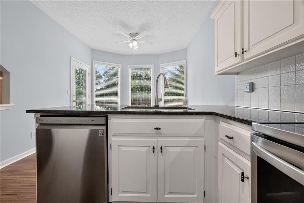 15570 S ALDEN Street — photo 16