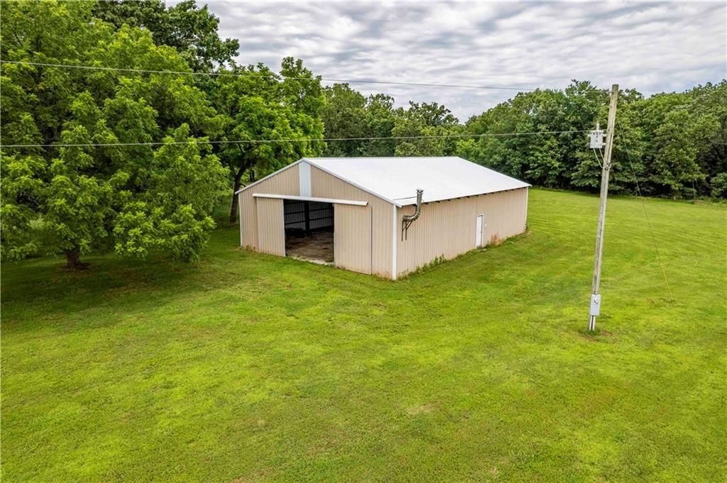 742 S 935 Road — photo 40