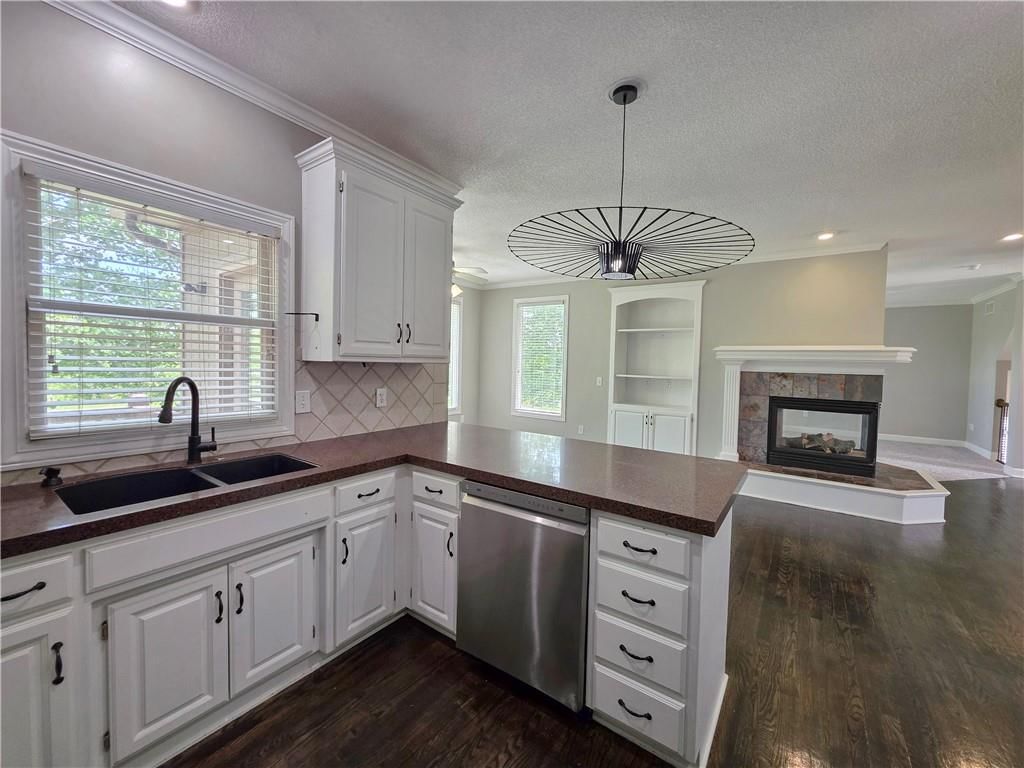 15647 S Widmer Street — photo 33