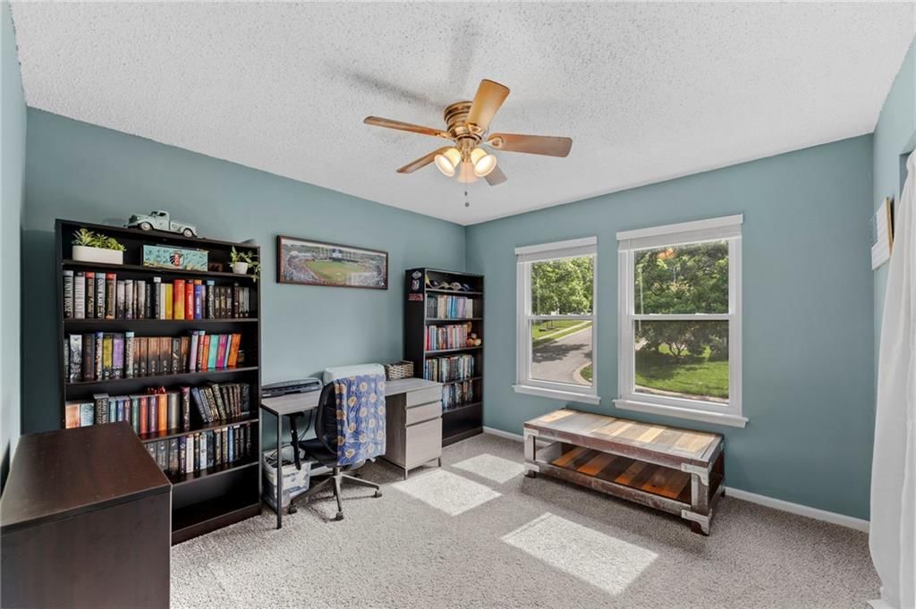 Photo 22 of 29 - 620 Silver Hill Drive, Bonner Springs, KS 66012