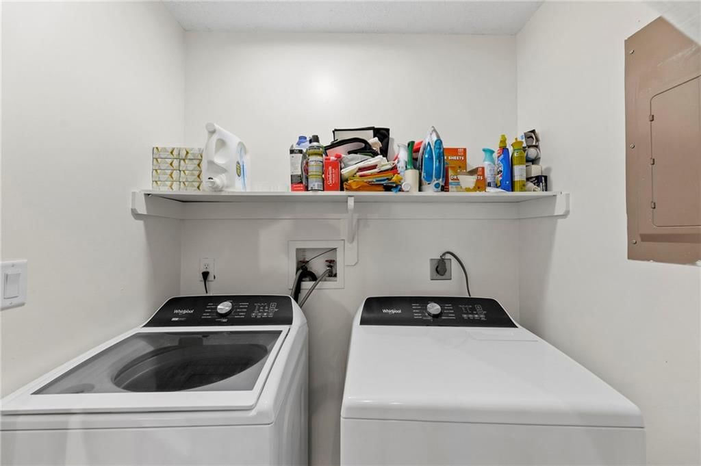 Photo 24 of 29 - 620 Silver Hill Drive, Bonner Springs, KS 66012