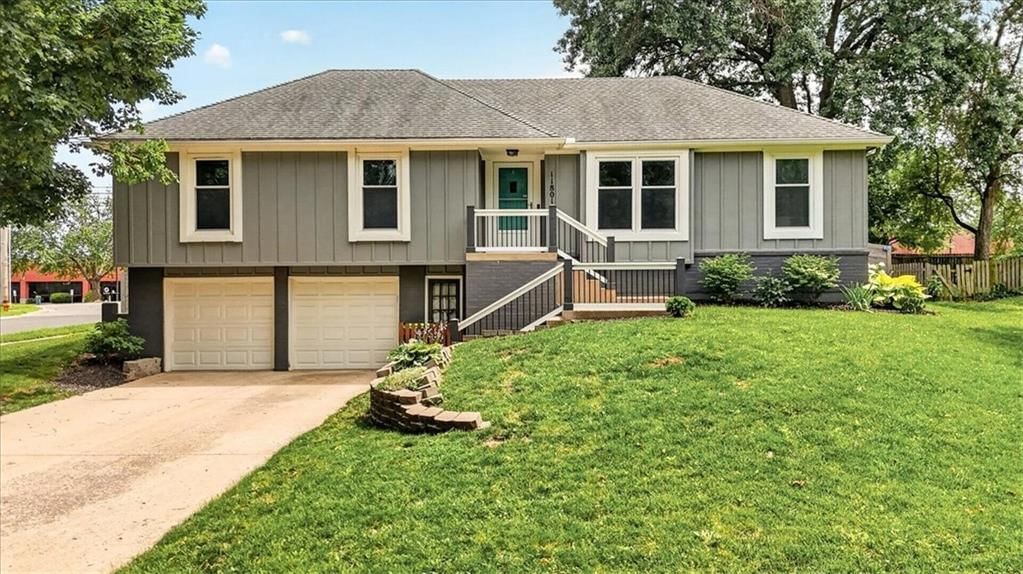 11801 W 78th Terrace, Lenexa, KS