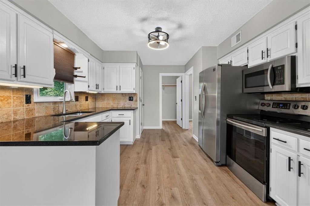 11801 W 78th Terrace — photo 13