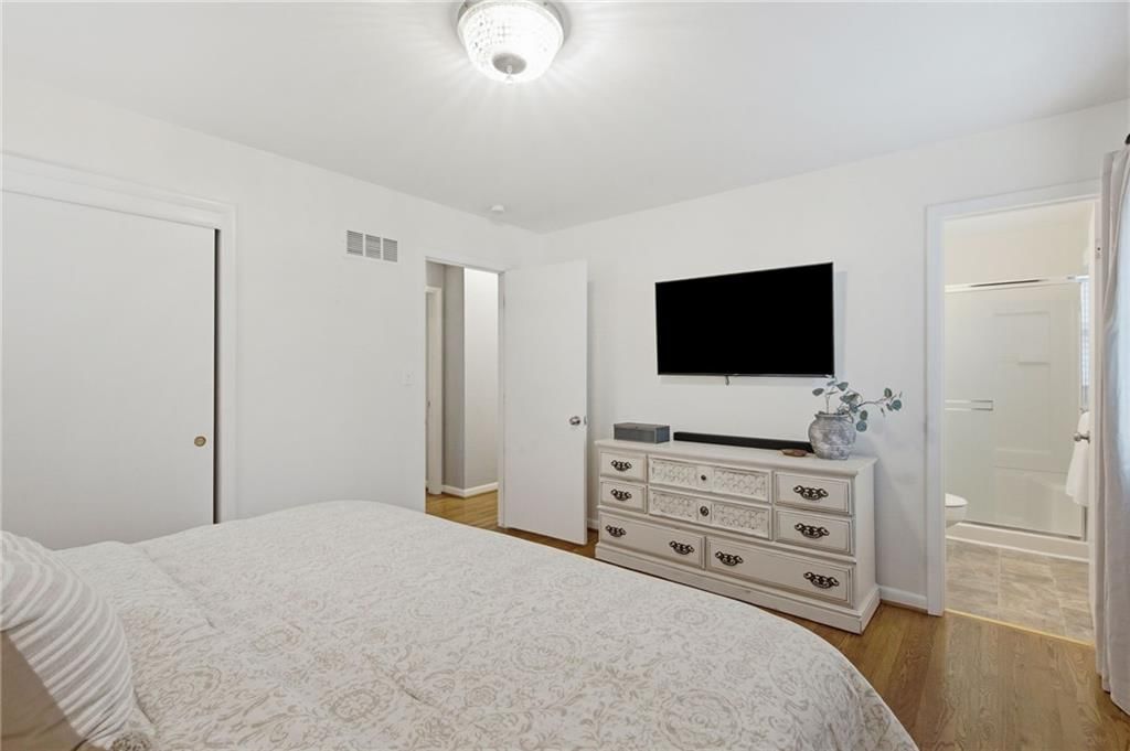 8821 Lowell Avenue — photo 23