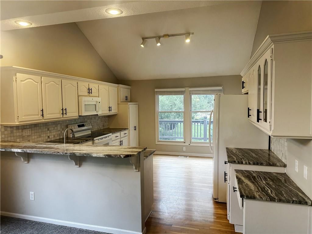 8503 W 156 Terrace — photo 17