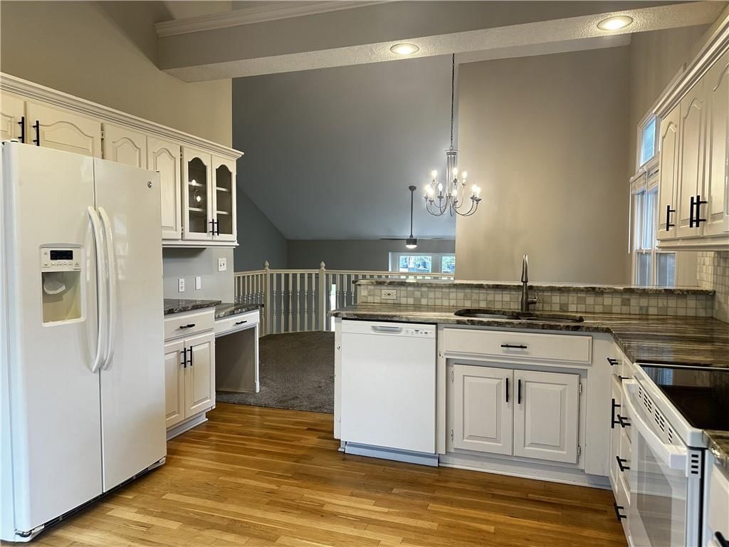 8503 W 156 Terrace — photo 21