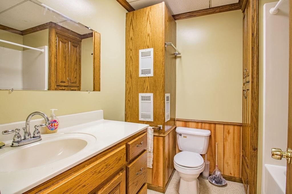711 S Clay Street — photo 10