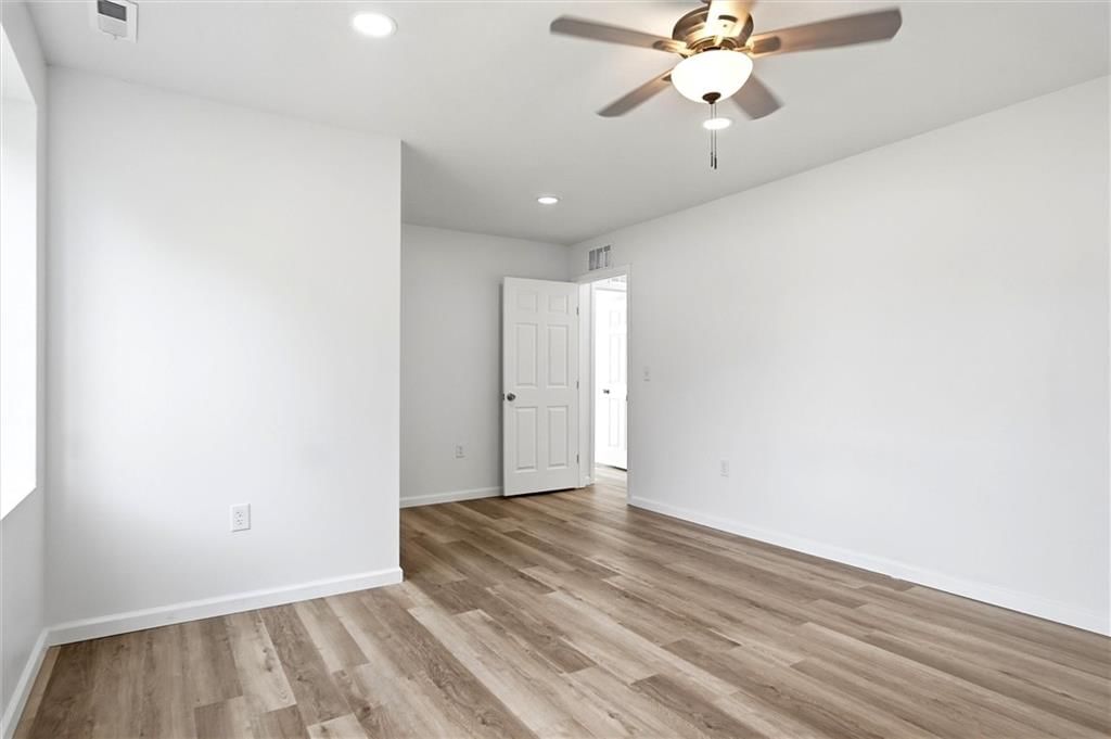 7847 Seneca Lake Road — photo 37