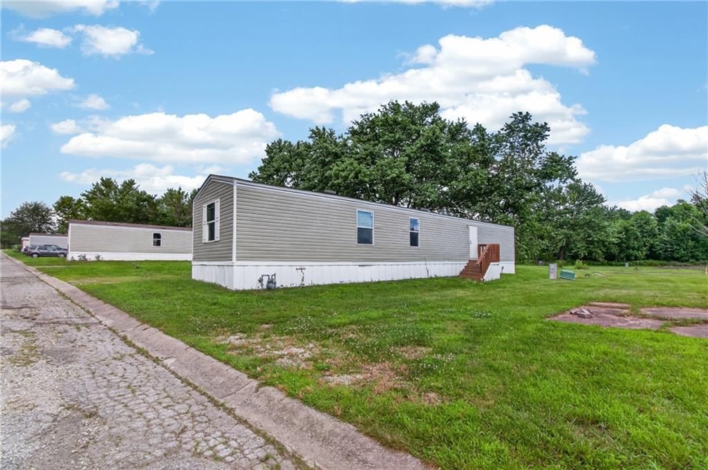 610 E Orchard Street — photo 5