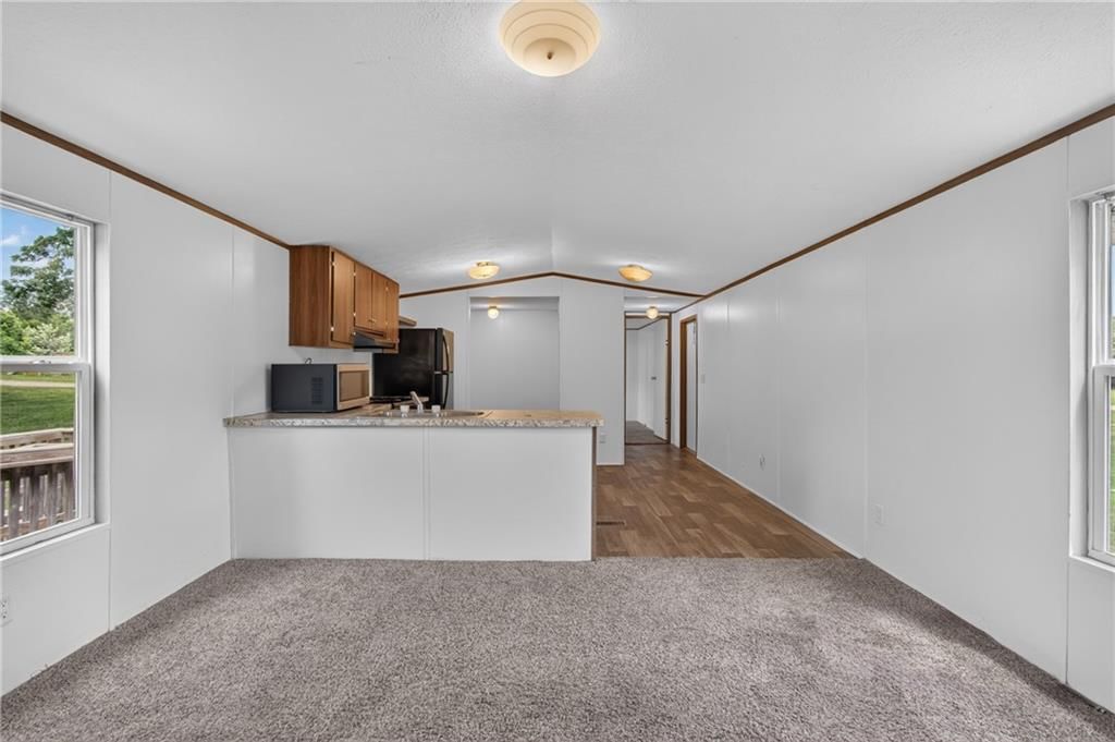 610 E Orchard Street — photo 7