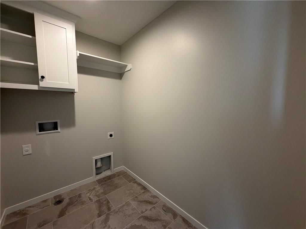 16871 W 164th Terrace — photo 10