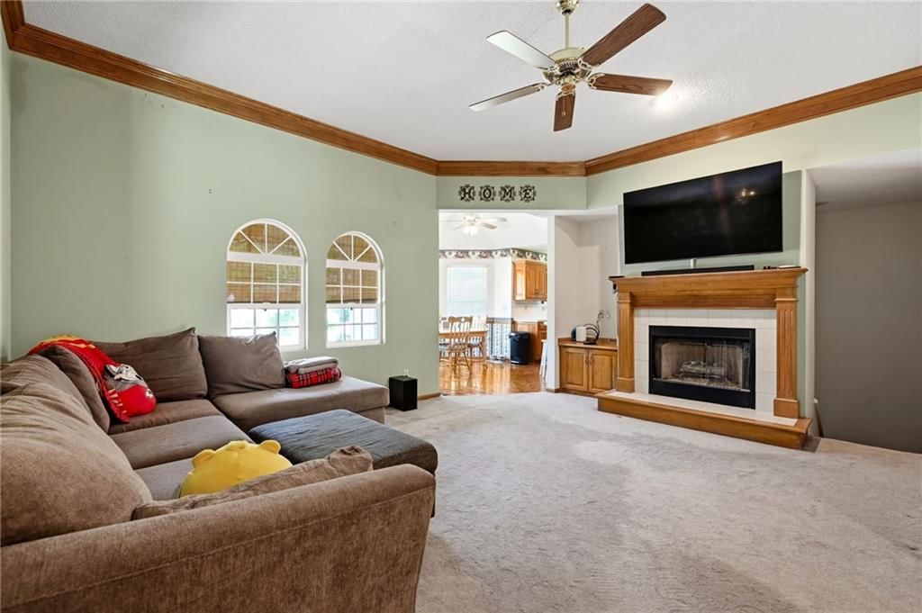 1810 NW Harbor Court — photo 7