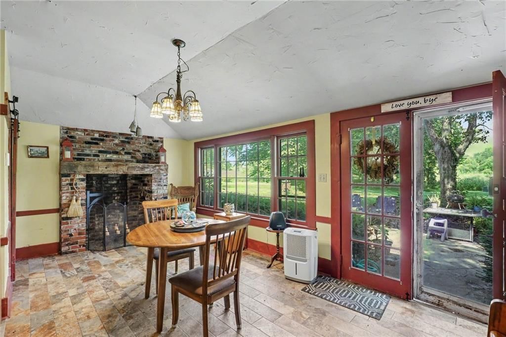 321 N Buckner Tarsney Road — photo 16