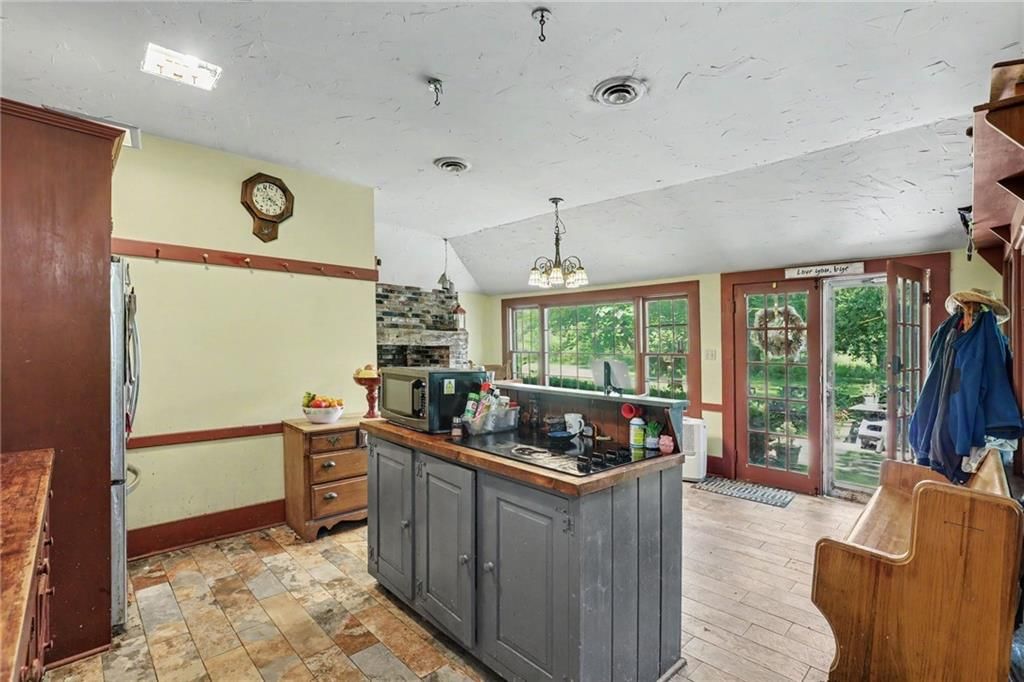 321 N Buckner Tarsney Road — photo 19