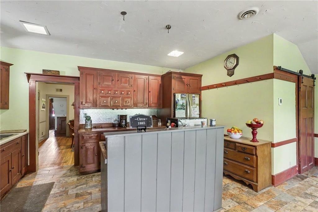 321 N Buckner Tarsney Road — photo 20
