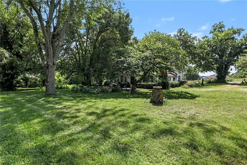 321 N Buckner Tarsney Road — photo 33